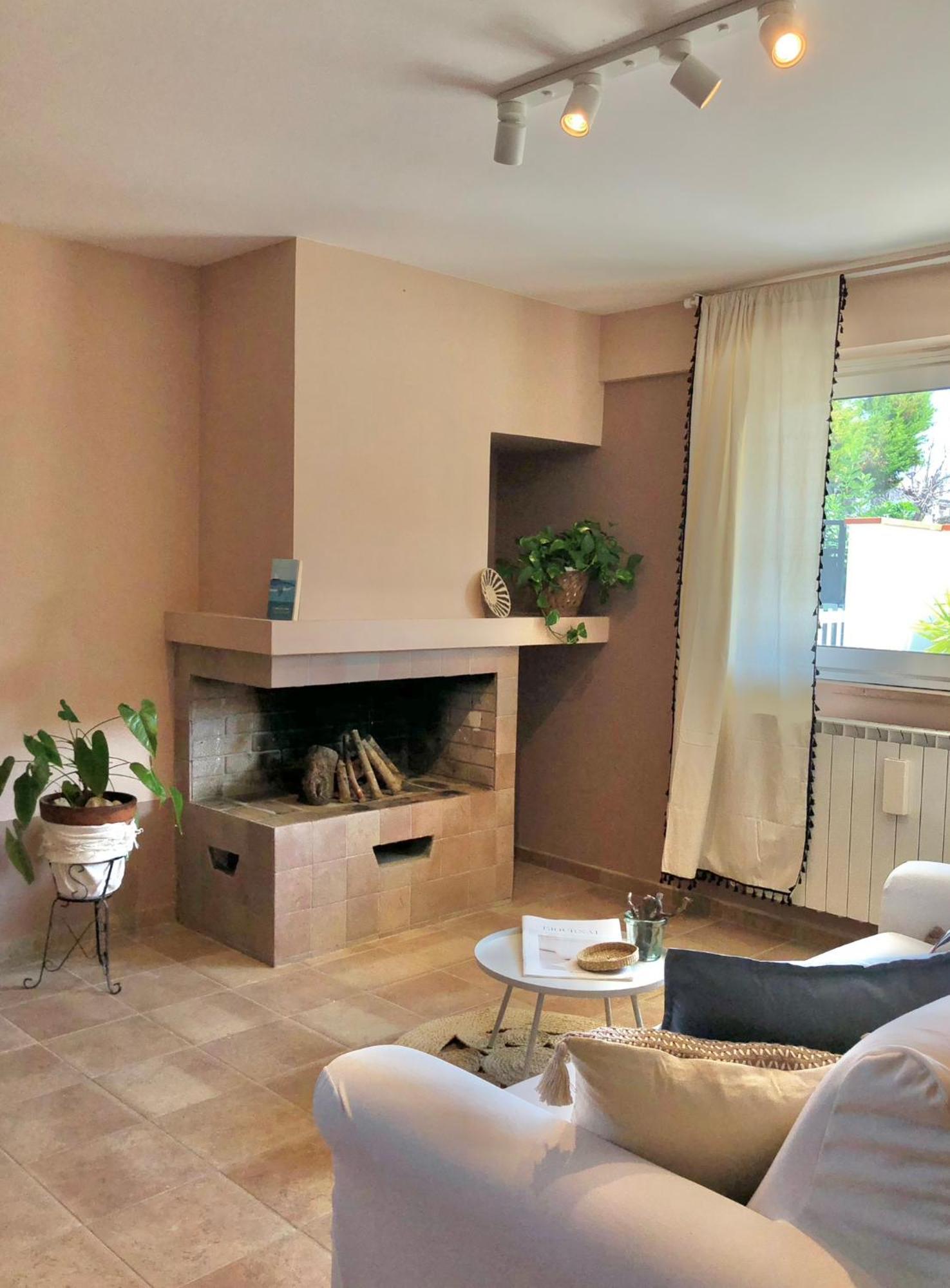 Blue Apricot Apartment Con Jacuzzi Montesilvano Marina Esterno foto